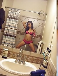 Amateur show pussy porn picture