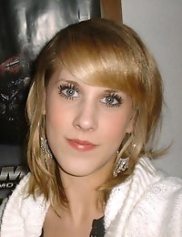 Amateur Women show crack porn pictures